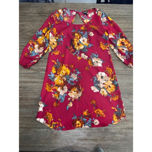 Rue21 Dresses & Skirts - Rue21 Burgundy Floral Print Keyhole Neck Long Sleeve Shift Dress Size Small